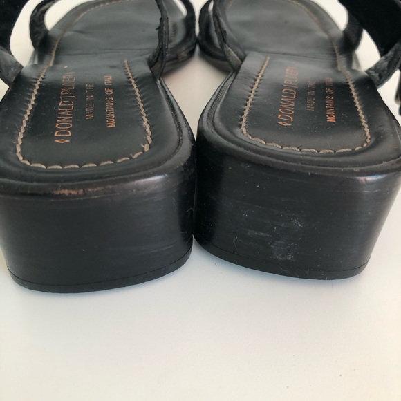 Donald J Pliner Ankara Croc Print Sandals - Picture 9 of 10